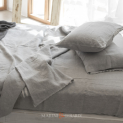 parure letto con lenzuola e federe in lino grigio cenere